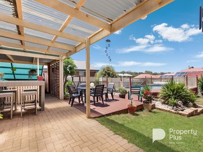 17 Timbarra Drive, Golden Square