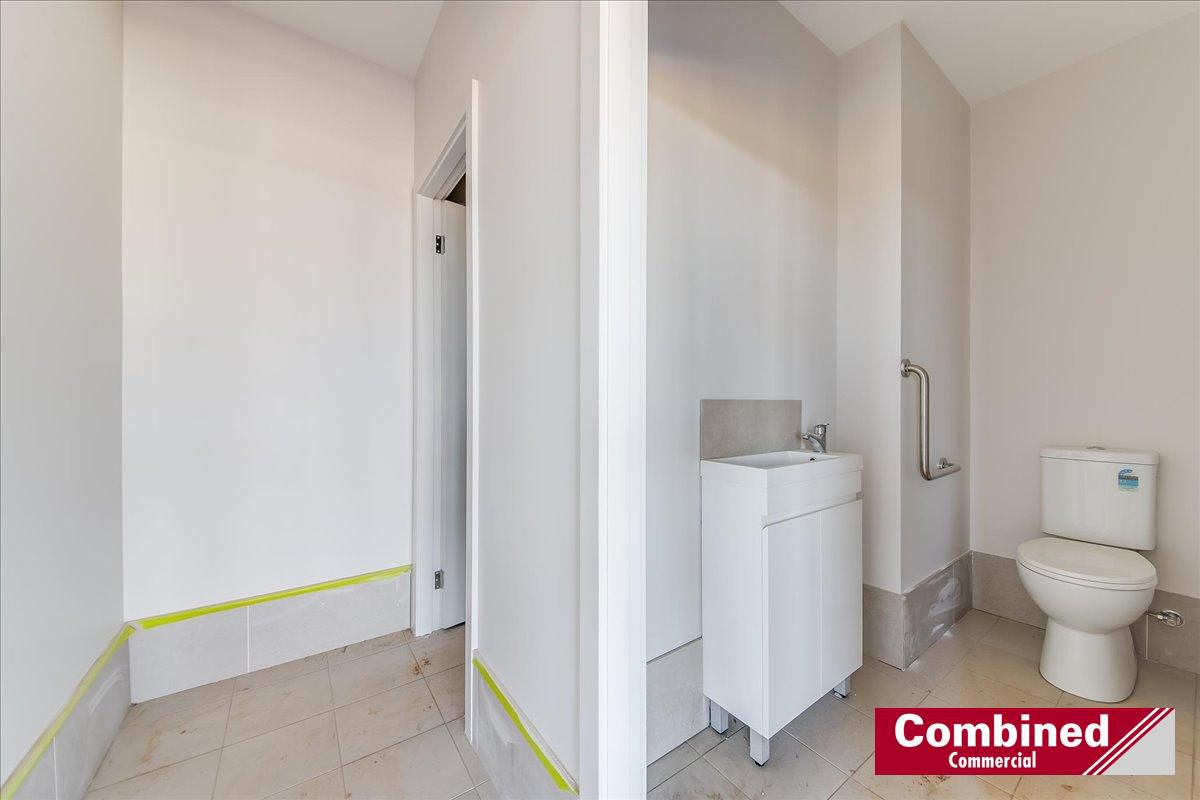 8 / 30 Southwell Road, Oran Park