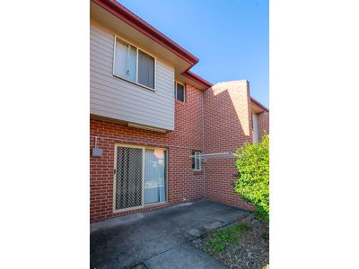 7 / 187 Warwick Road, Churchill