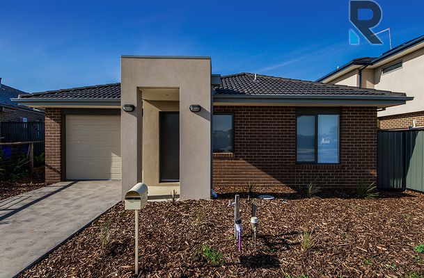 37 Vantage Boulevard, Craigieburn