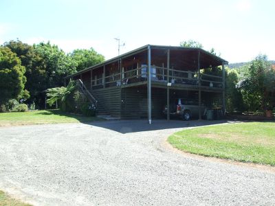 14-16 Young Crescent, Tawonga South