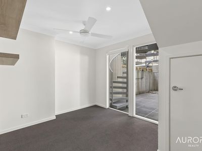 8/23 Elliot Street, Kangaroo Point