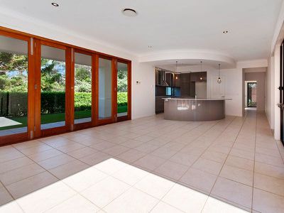 50 Great Southern Drive, Robina