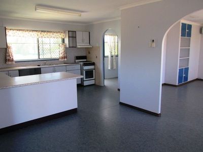 32-34 Miner Road, Longreach