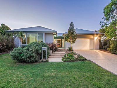 16 Macquarie Street, Wakerley