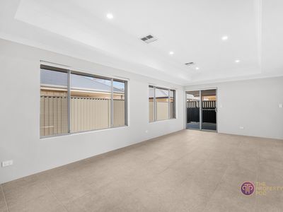 18 Softsun Way, Henley Brook