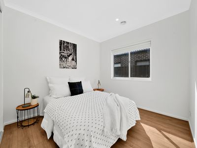 10 Ardisia Way, Manor Lakes