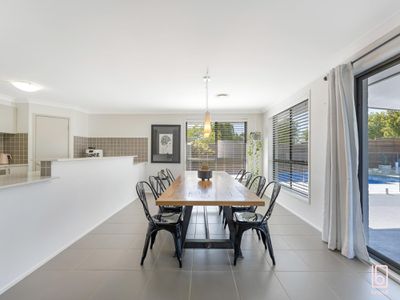 48 Waterside Drive, Woongarrah