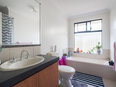 5 / 19 Bernice Way, Thornlie