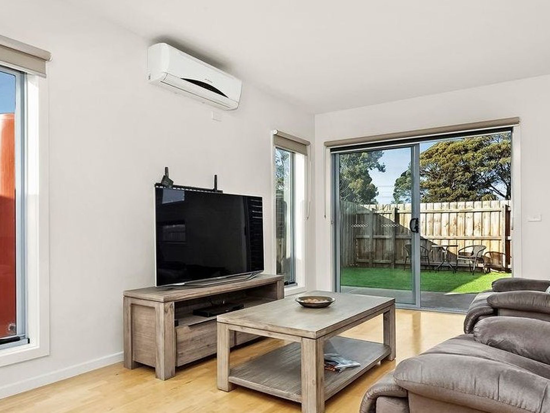 4 / 2A Lynch Road, Brooklyn