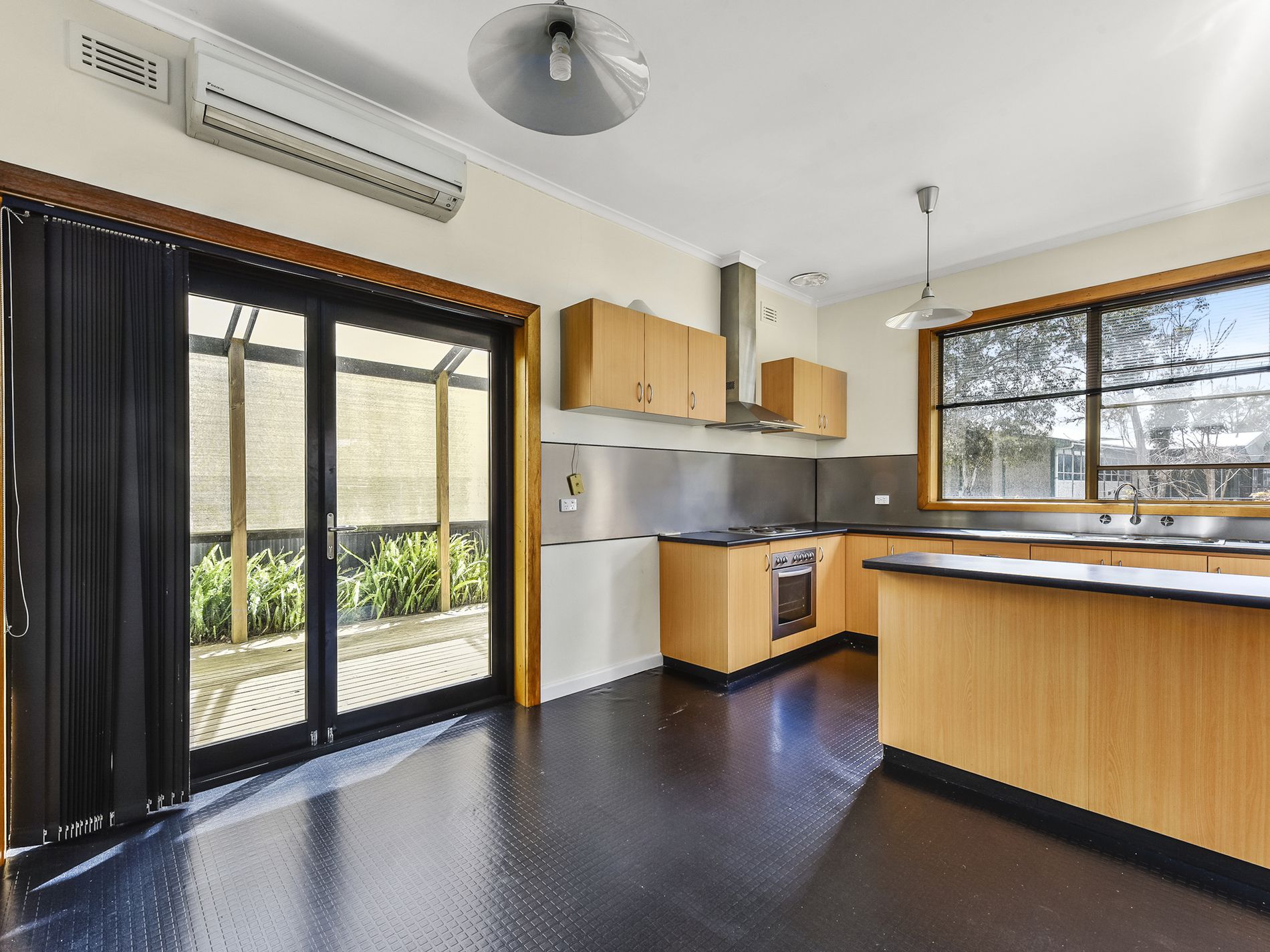 8 Science Avenue, Millicent