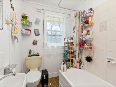 15 Queenborough Street, Nowra