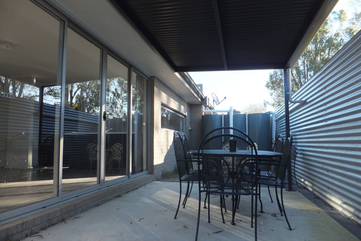 2 / 6 Tweddle Street, Kyabram