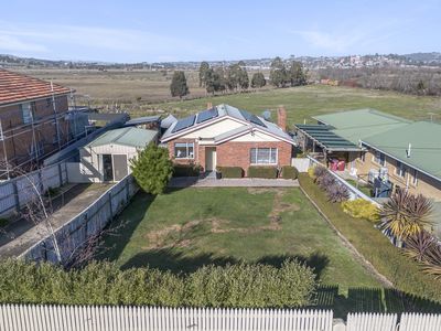 8 Bill Grove, Mowbray