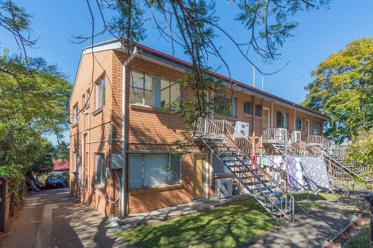 1 / 582A Ipswich Road, Annerley