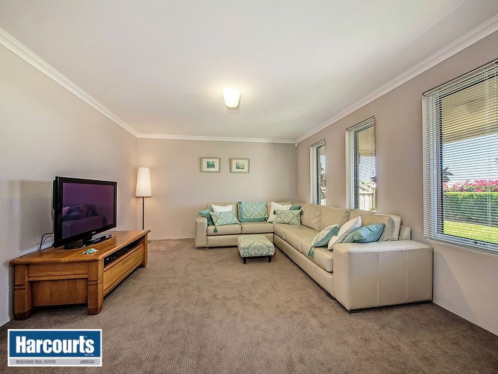 6 Jetty Loop, Yanchep