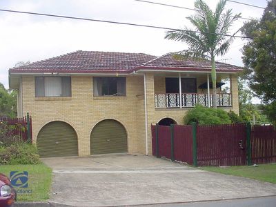 16 Pandeen Road, Rochedale South