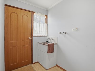 42 Badajos Street, Ross