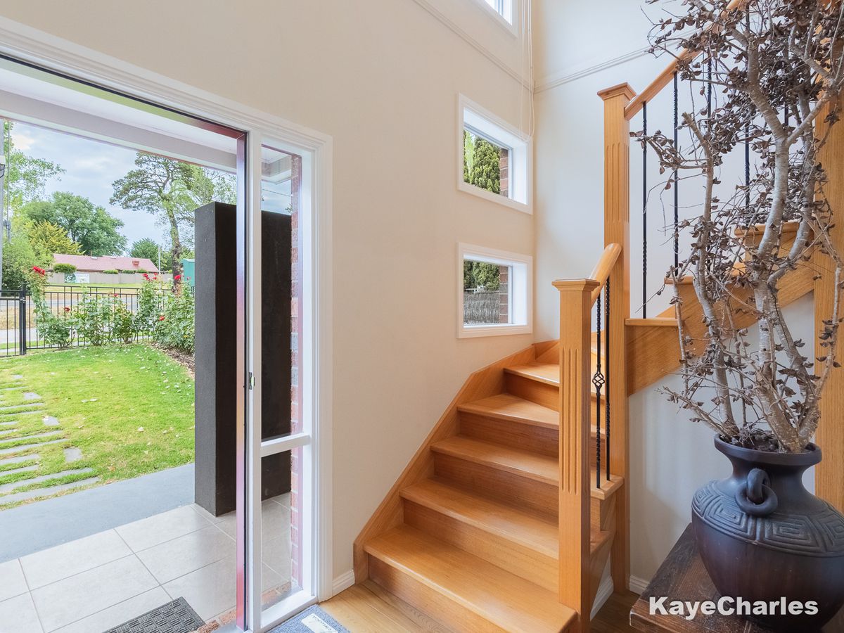 1 / 151 High Street, Berwick