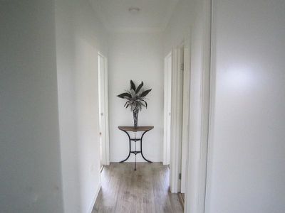 5 Sommerset Drive, Atherton