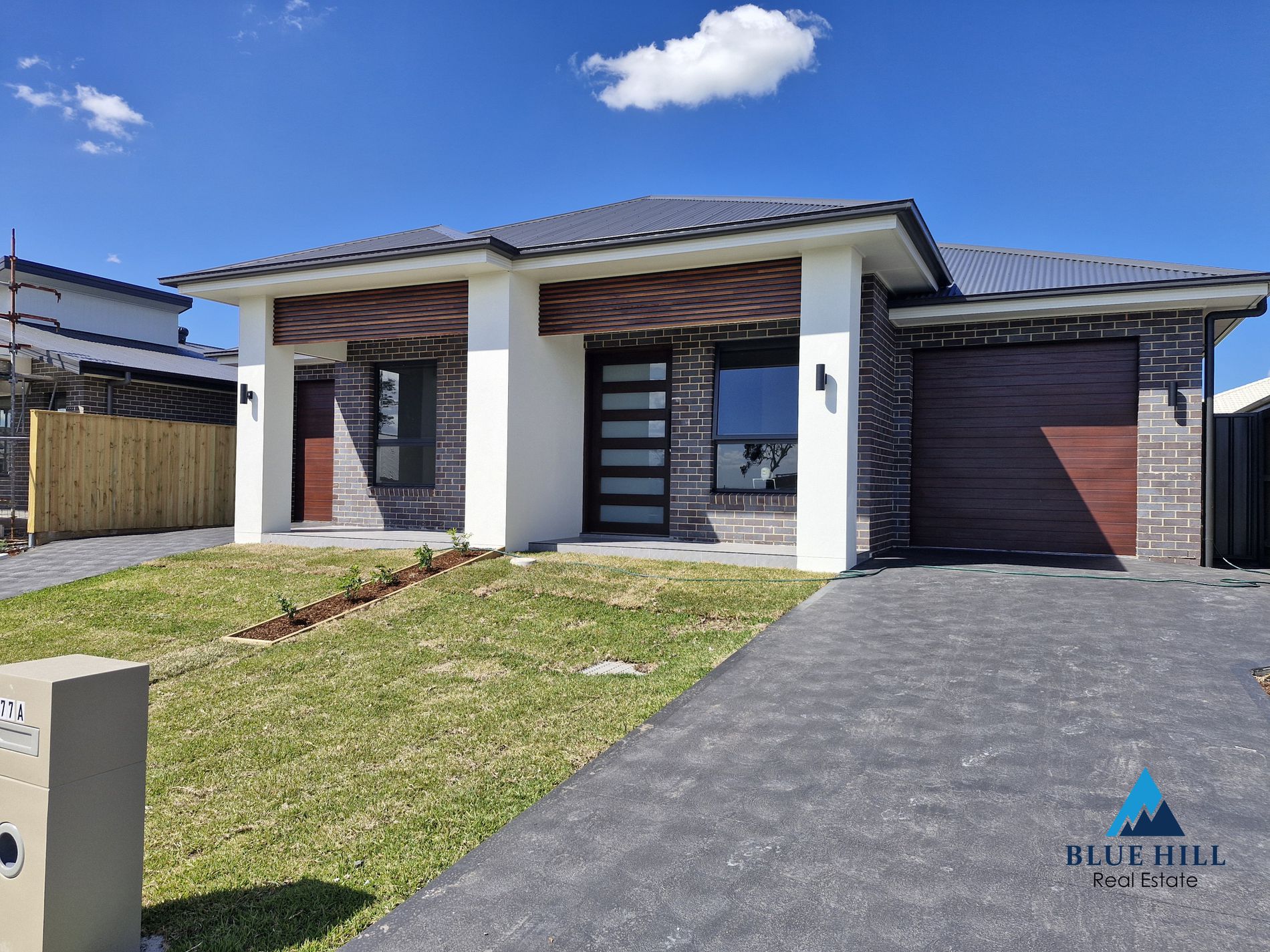 77 Malachite Street, Chisholm
