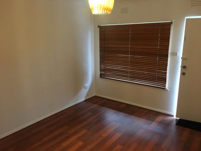 6 / 5 Carmichael Street, West Footscray