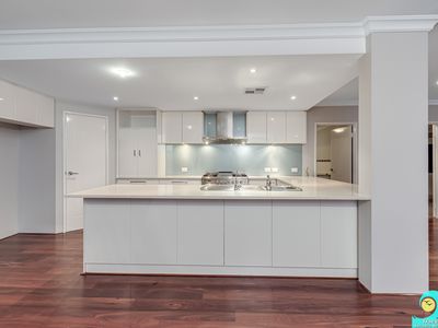 16 Teraglin Vista, Yanchep