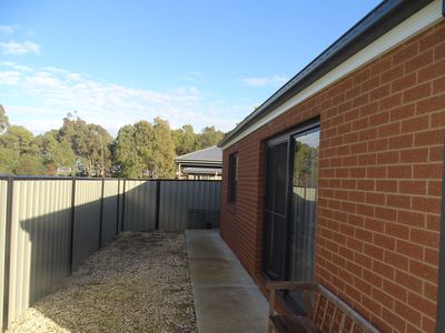 12 / 1-3  Racecourse road , Nagambie