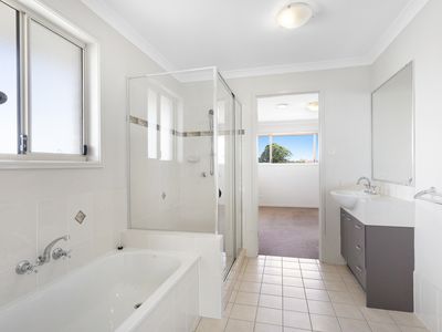 18 Kingshand Drive, Murrumba Downs