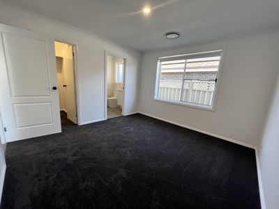 18A Lesmurdie Prade, Dubbo