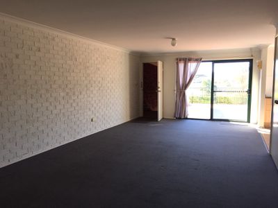 1 / 122A Tongarra Road, Albion Park