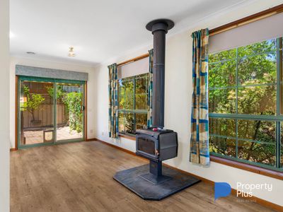 5 Manor Court, , Kangaroo Flat