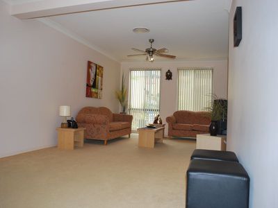 5 Woodside Circuit, Horsley