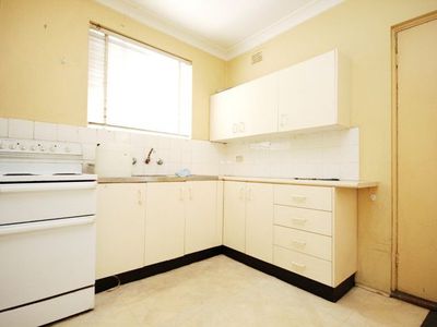 9 / 16 Renown Avenue, Wiley Park