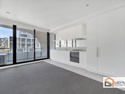 415 / 52 Park Street, South Melbourne