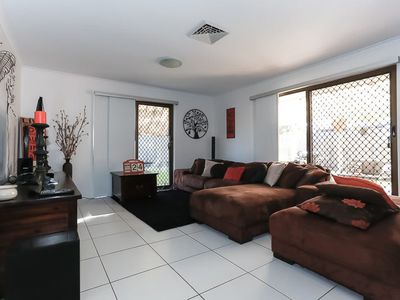 15 Bandaroo Street, Warana