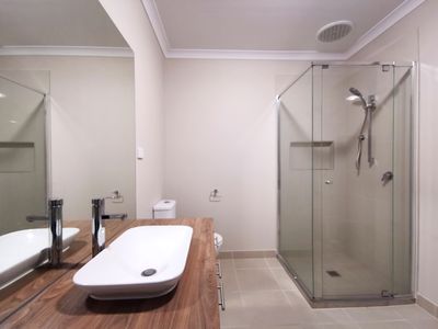 50 Sunnybank Drive, Point Cook