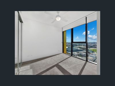 1211 / 10 Trinity Street, Fortitude Valley