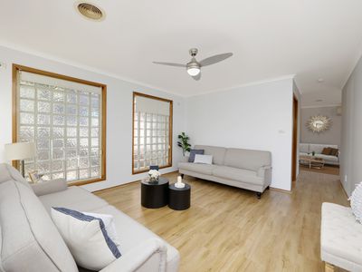 24 Charlton Crescent, Gordon