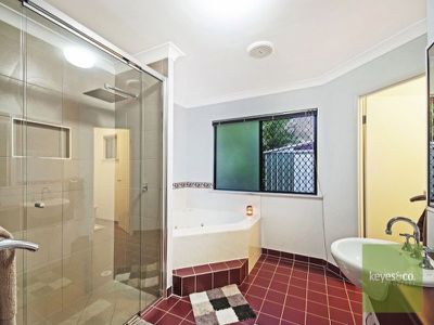 10 Sheerwater Parade, Douglas