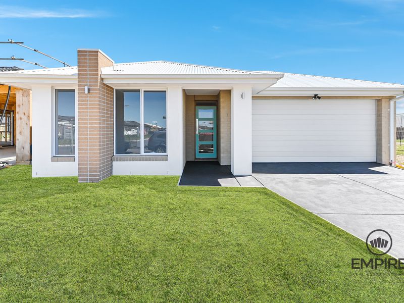 12 Bromeliad Street, Clyde North