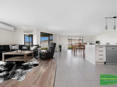 10 Meek Street, Blayney