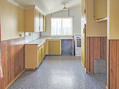 16 Leader Street, Riverton