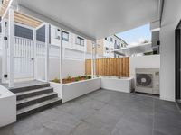 6 / 100 Nicholson St, Greenslopes