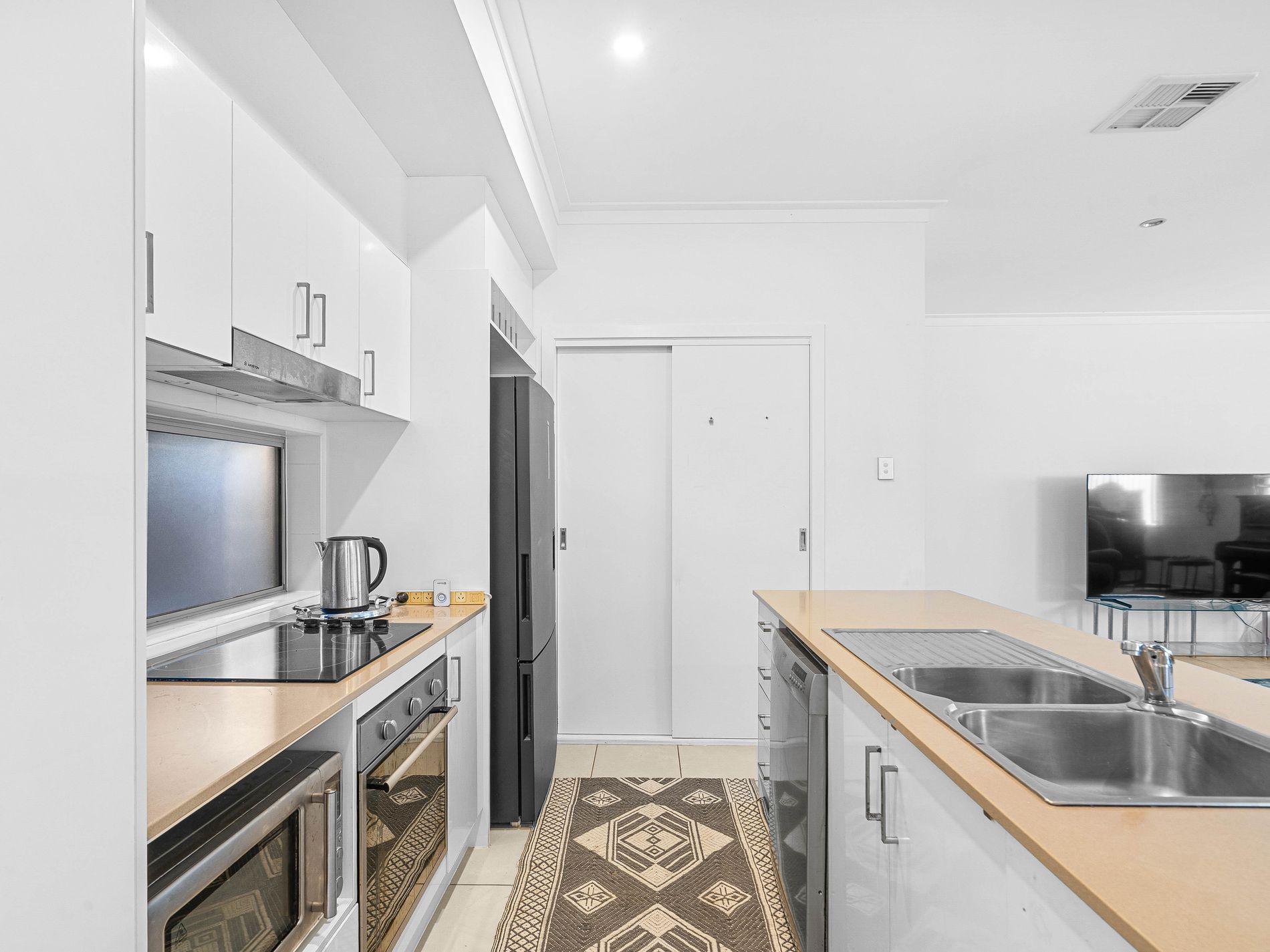 18 Vaucluse Crescent, East Mackay