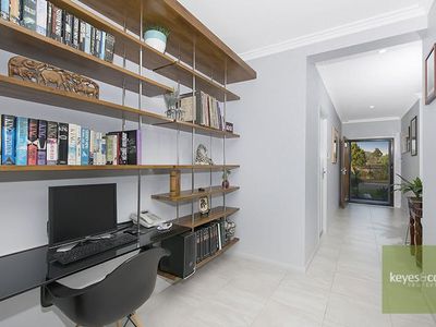 11 Pebblestone Drive, Kirwan