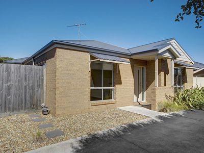 2 / 166 Grove Road, Grovedale