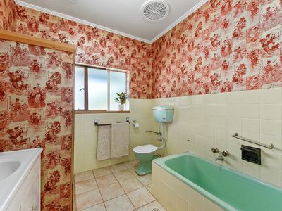 92 Lake Terrace East, Mount Gambier