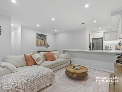 16B Hartfield Way, Westminster