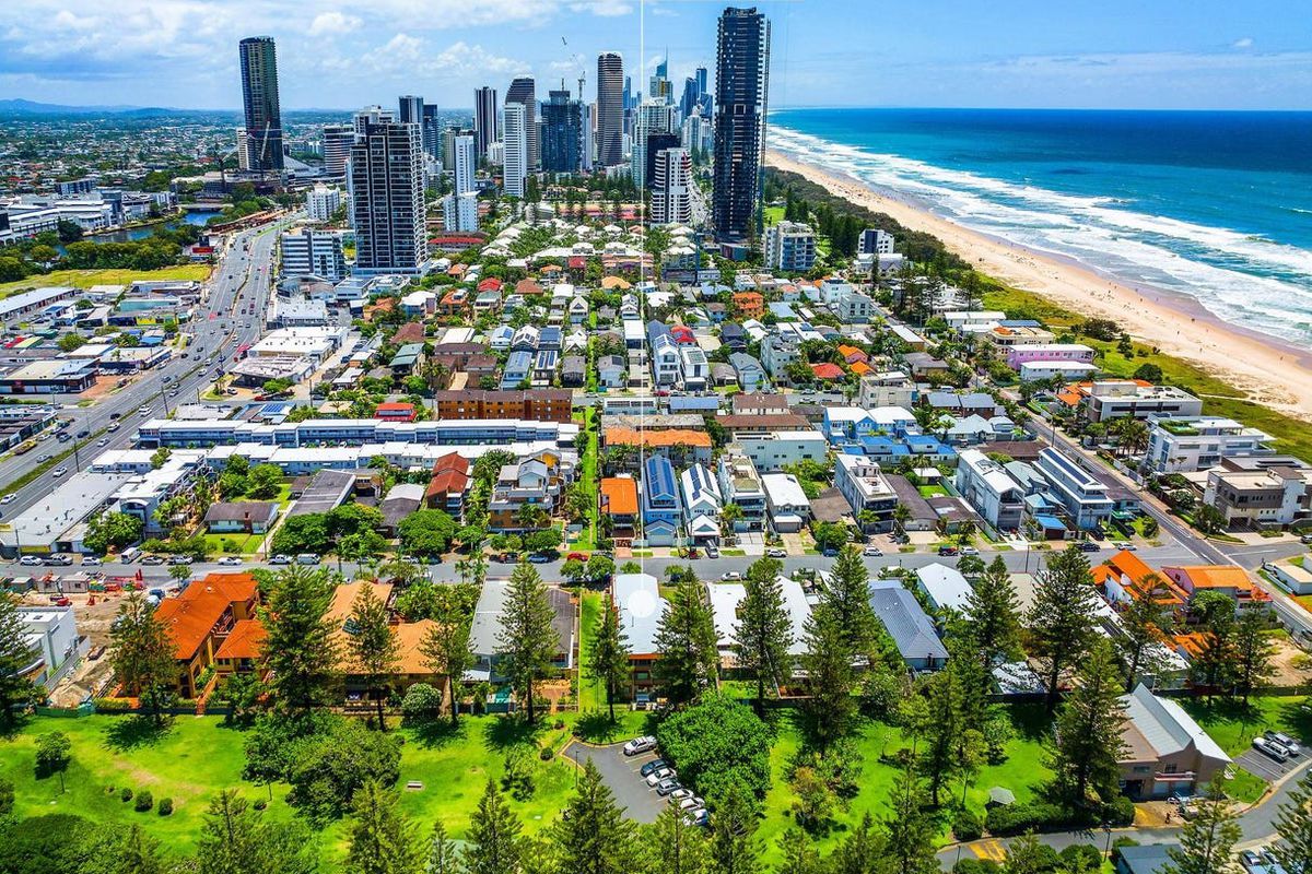 7 / 24 Ventura Road, Mermaid Beach